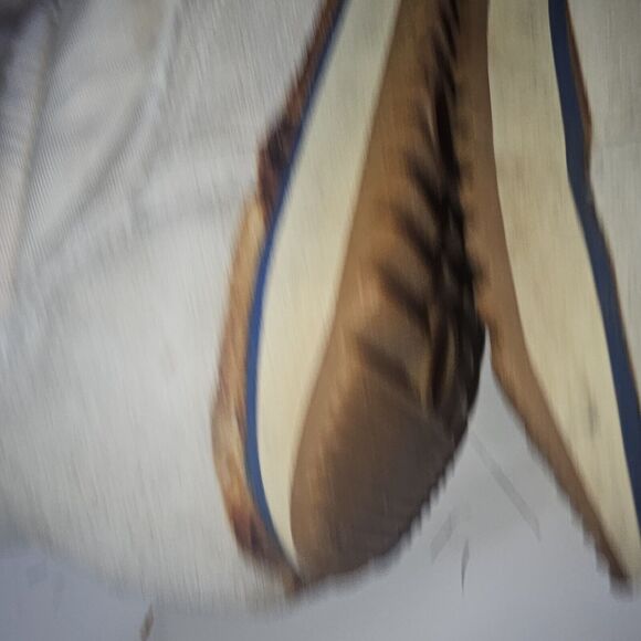 Vtg 1980's Korean VINTAGE RED White Athletic Shoes Size 10 - Picture 13 of 16